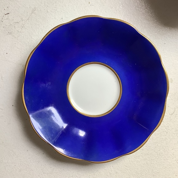 Royal Albert Tea Cup & Saucer England - Picture 5 of 10